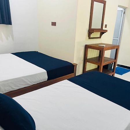 Natraj Guest House Trincomalee Exterior foto