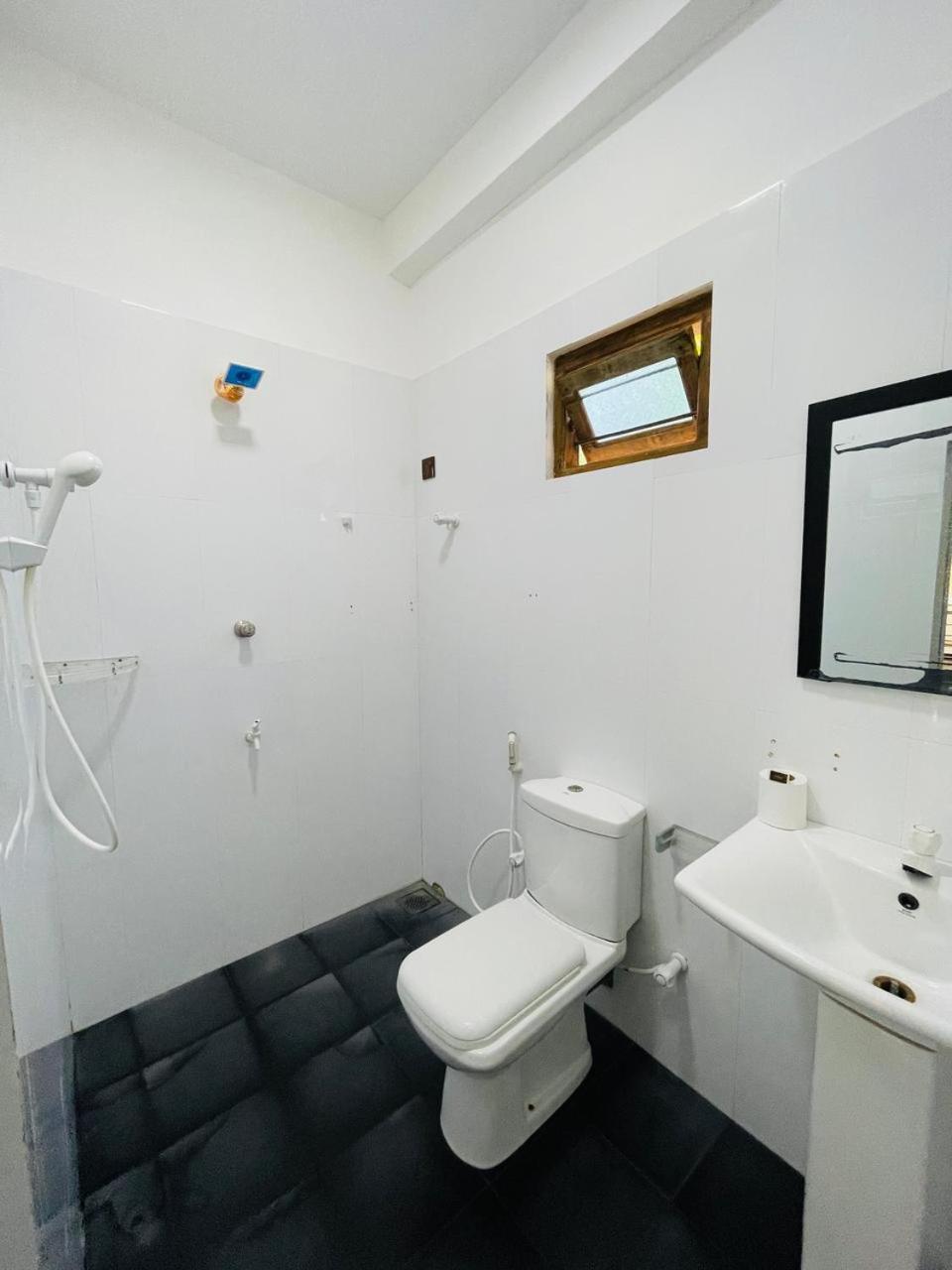 Natraj Guest House Trincomalee Exterior foto