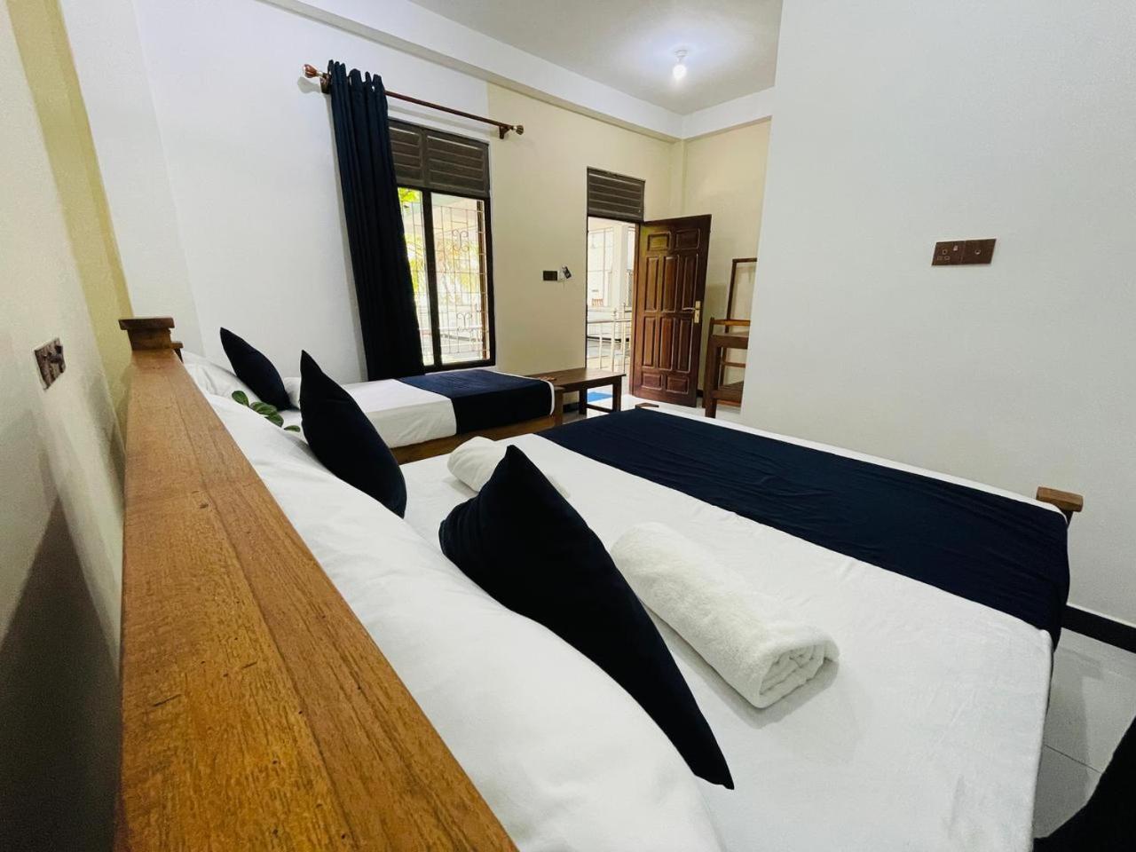 Natraj Guest House Trincomalee Exterior foto