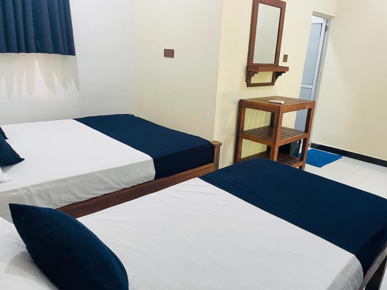 Natraj Guest House Trincomalee Exterior foto