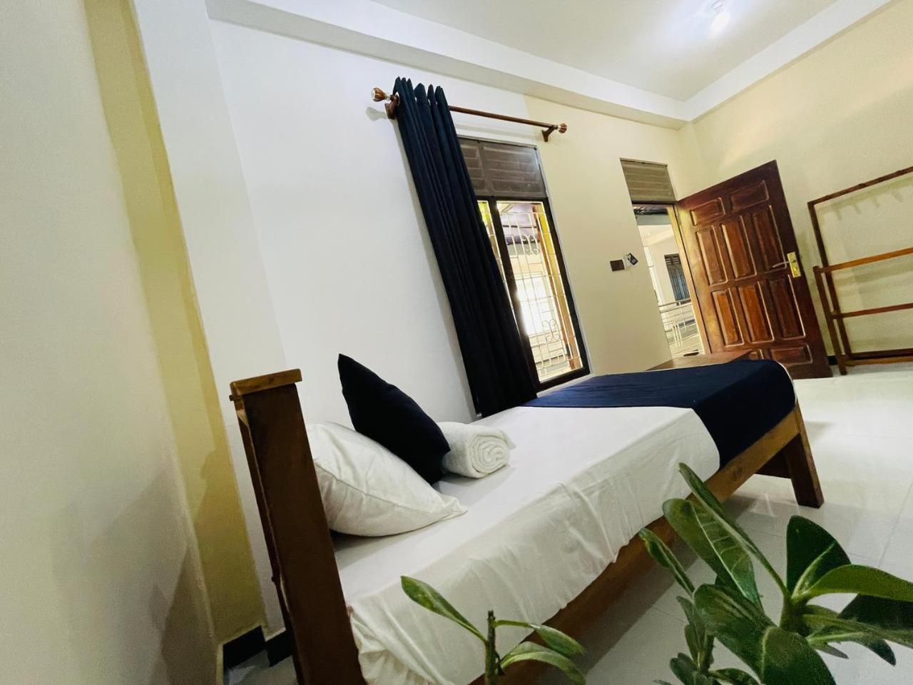 Natraj Guest House Trincomalee Exterior foto