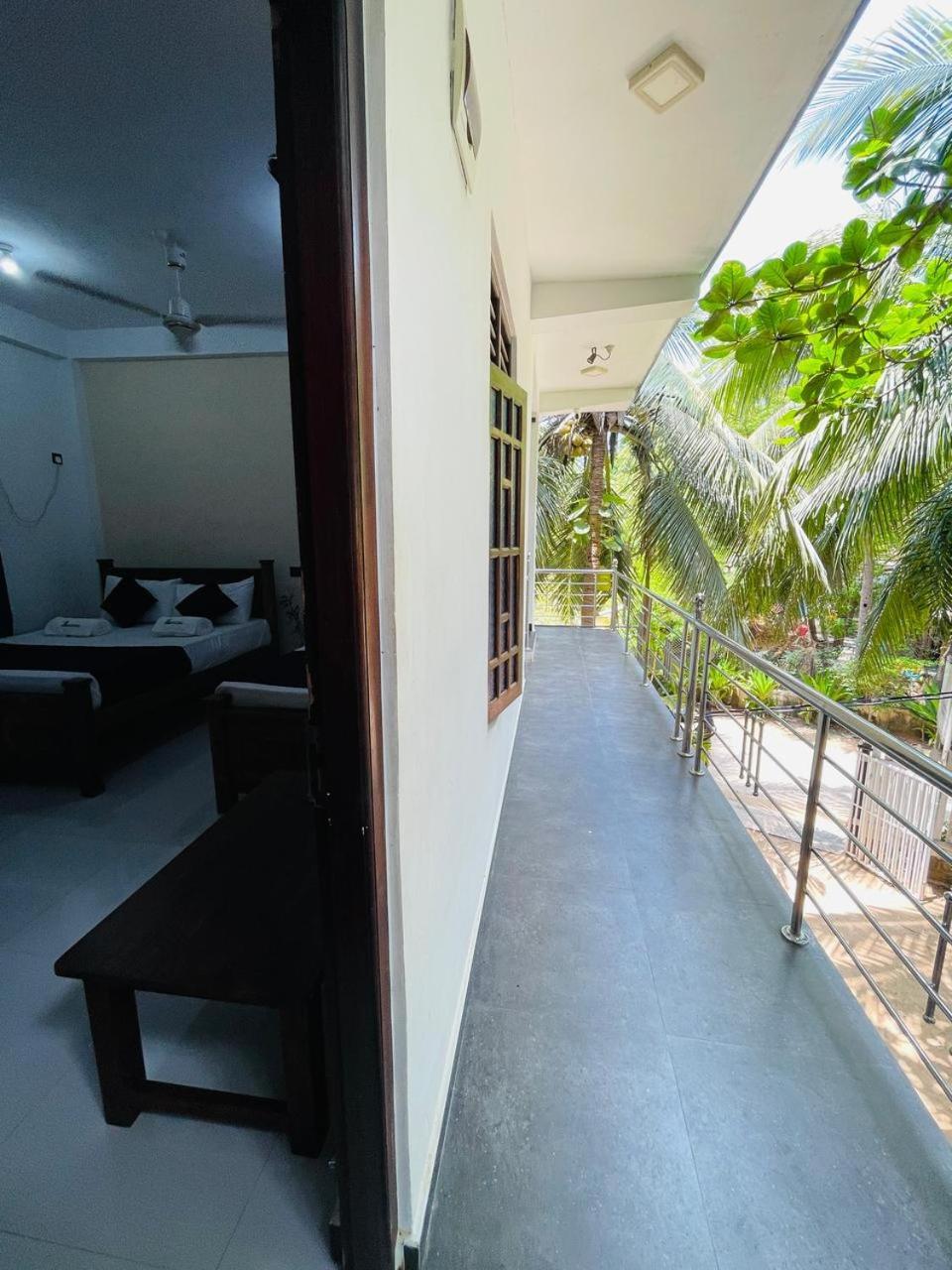 Natraj Guest House Trincomalee Exterior foto