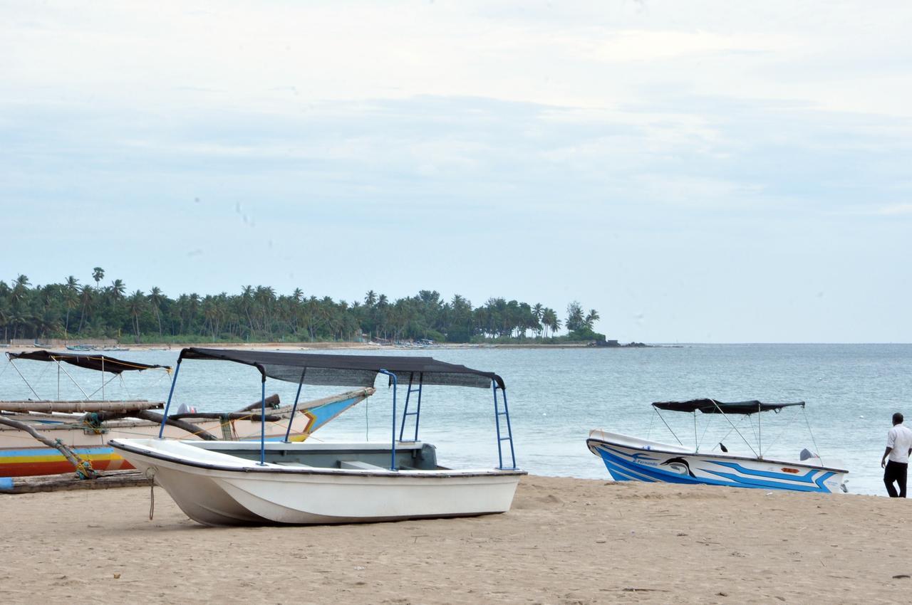 Natraj Guest House Trincomalee Exterior foto